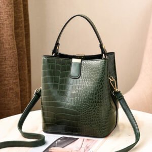 Yogodlns Retro Alligator Crocodile Large Capacity Crossbody Shoulder Messenger Bag - Green