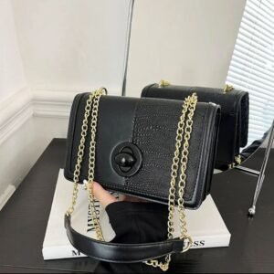 Luxury Premium  vintage Alligator Pattern Chain Square Designer Handbag - Black