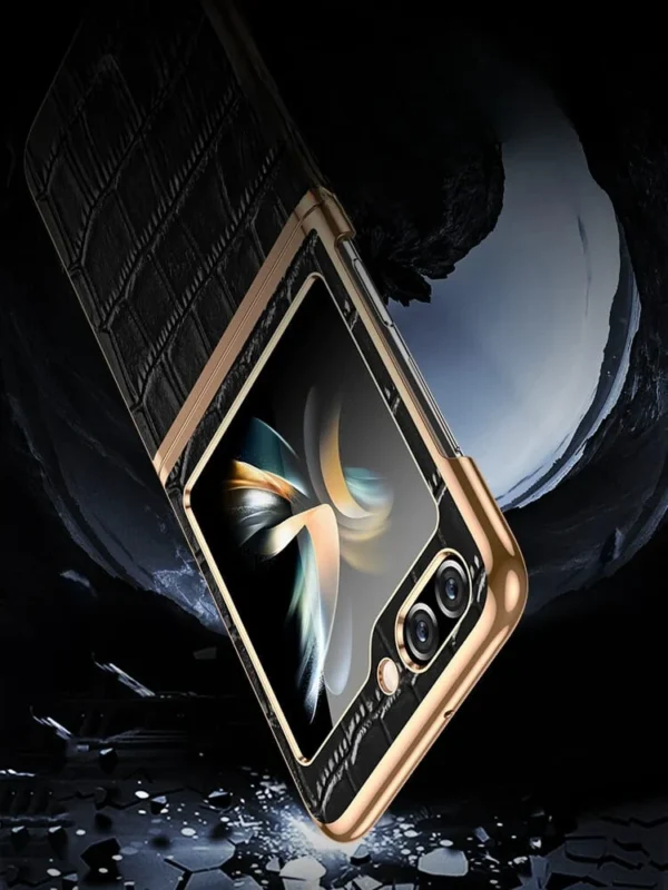 Luxury Premium PU Leather Eletrocplated Croco Pattern Case Cover For Samsung Galaxy Z Flip 5/Z Flip 6 - Image 3
