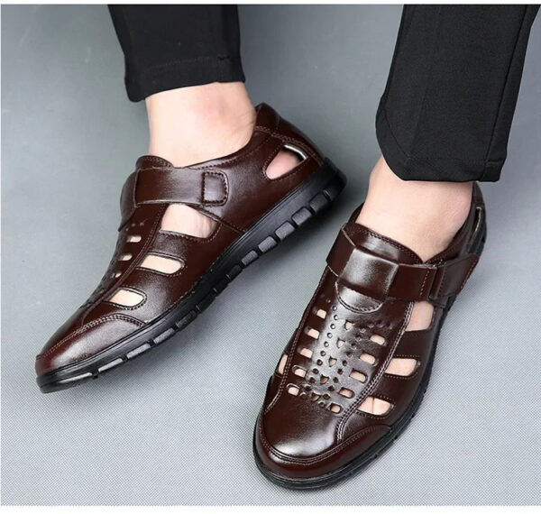 New Summer Genuine Leather Casual Wear-Resistant Hollow Skin Men's Sandals