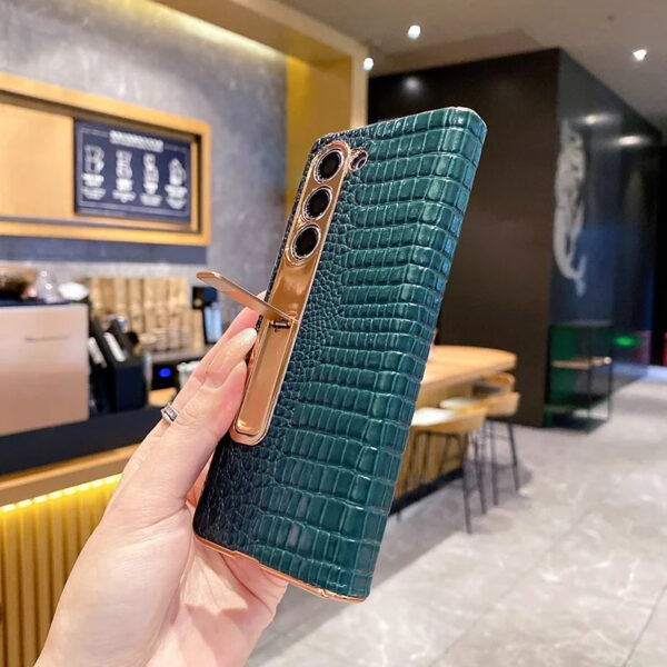 Luxury Premium  High-End Crocodile Pattern Hinge Anti-spy protection case Cover for Samsung Z Fold Series - Image 34