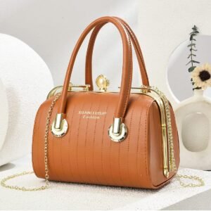 Luxury Premium Fashionable Versatile High-End Texture Chain Handbag Shoulder Crossbody Bag for Women - Brown