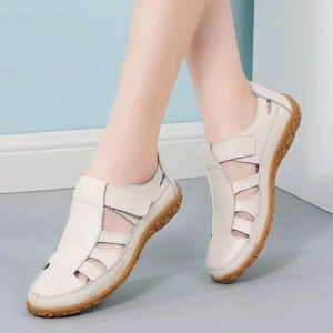 Fashion PU Leather Flat Breather Anti-Slippery Closed Toe Office Casual Shoes - Beige