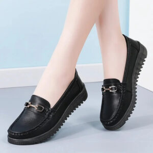 Fashionable Large Size Slip-On Anti-Slip Soft Bottom Ladies Shoes